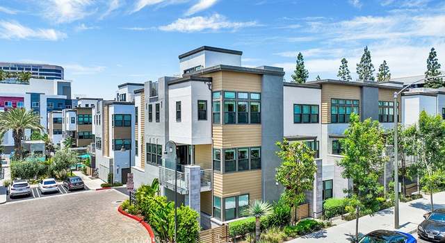 Photo of 711 S Grable Cir, Orange, CA 92868