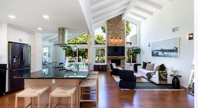 Photo of 724 Camino Catalina, Solana Beach, CA 92075