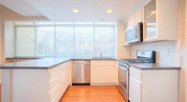 Photo of 59 Abrazo Aisle #161, Irvine, CA 92614