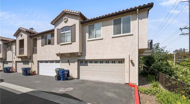 Photo of 27968 Avalon Dr, Canyon Country, CA 91351