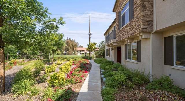 Photo of 27968 Avalon Dr, Canyon Country, CA 91351