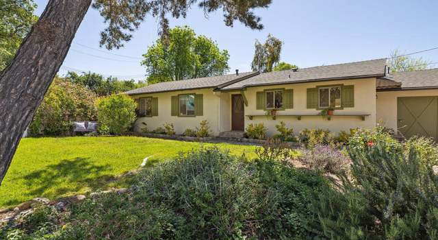 Photo of 921 Topaz Ct, Ojai, CA 93023