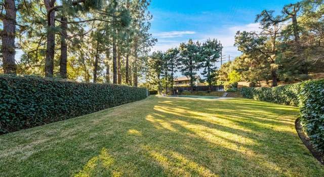 Photo of 907 Bay Tree Rd, La Canada Flintridge, CA 91011