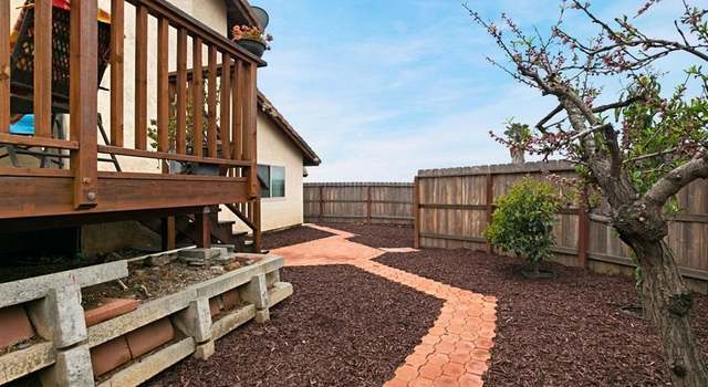 Photo of 2036 Fiesta Gln, Escondido, CA 92027