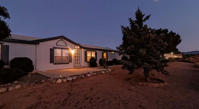 Photo of 11330 Stuveling St, Oak Hills, CA 92344
