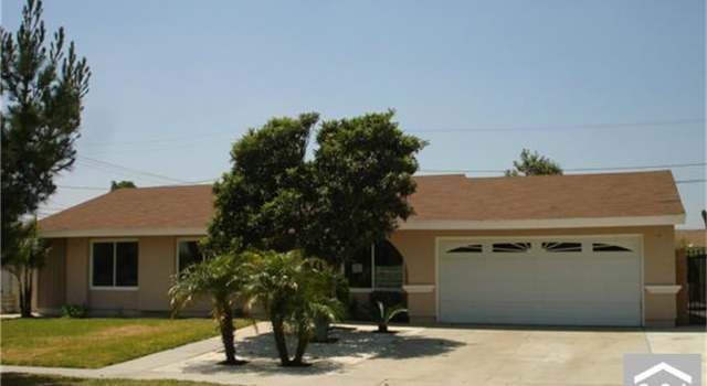 Photo of 878 S FOREST Ave, Bloomington, CA 92316