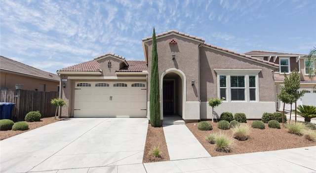 Photo of 3141 Alamos Ave, Clovis, CA 93619