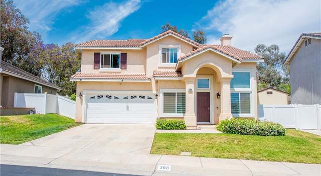 Photo of 388 Exeter Way, Corona, CA 92882