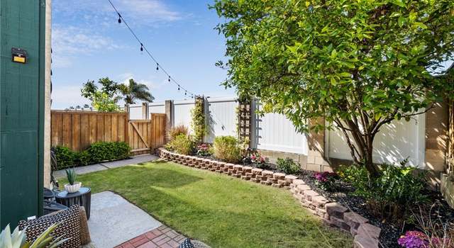 Property at 2715 Vanderbilt Ln Unit G, Redondo Beach, CA 90278, 2 beds, 2.5 baths