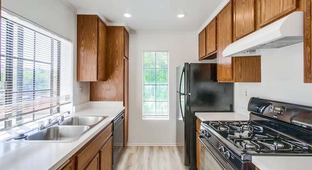 Photo of 13062 Wimberly Sq #38, San Diego, CA 92128