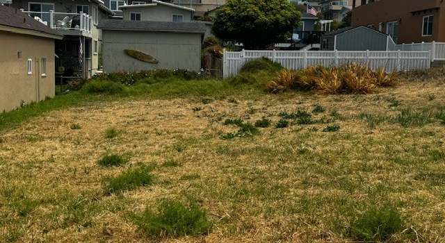 Photo of 37 S Ocean Ave, Cayucos, CA 93430