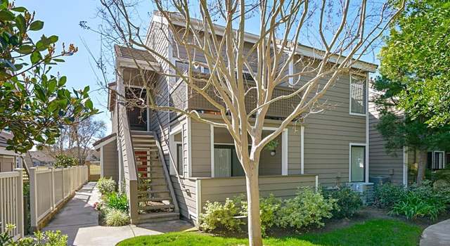 Photo of 1083 Shadowridge Dr #100, Vista, CA 92081