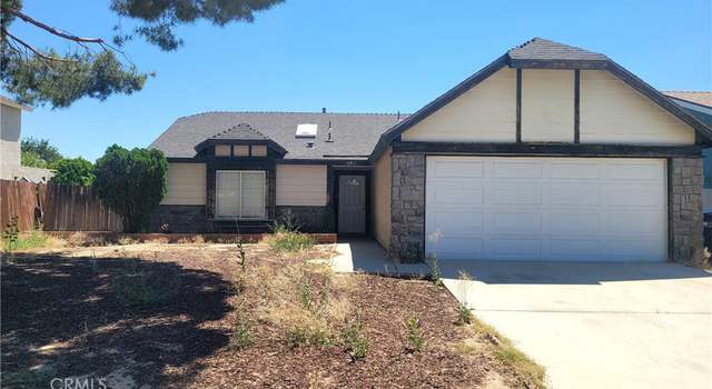 Photo of 45112 Colleen Dr, Lancaster, CA 93535
