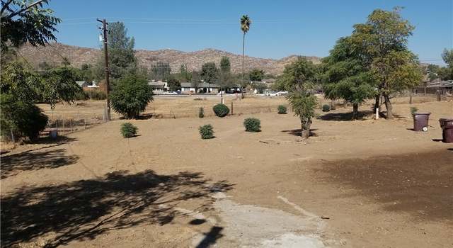 Photo of 33888 El Centro Ave, Hemet, CA 92545