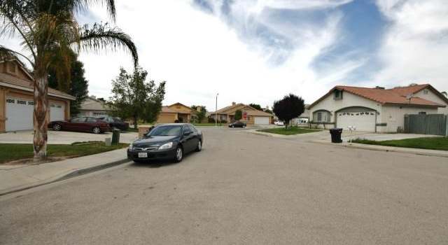 Photo of 875 Billows Ct, San Jacinto, CA 92582