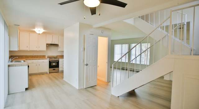 Photo of 240 Carriage Dr Unit D, Santa Ana, CA 92707