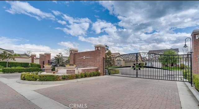 Photo of 317 White Alder Dr, Bakersfield, CA 93314