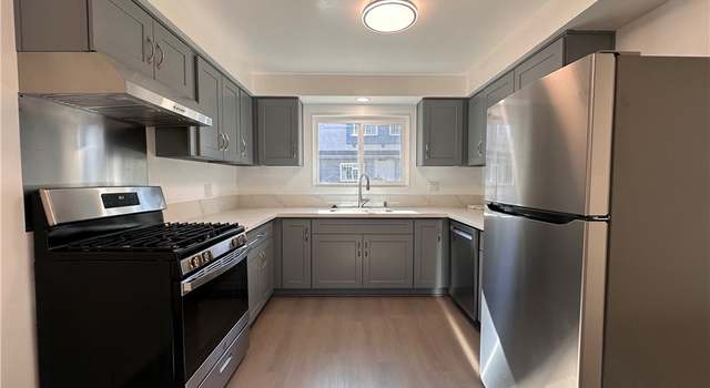 Photo of 11 Wells Fargo Ln, Carson, CA 90745