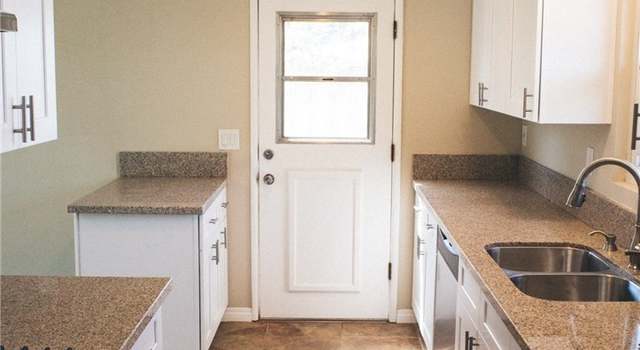 Photo of 210 Orchid Ct, Redlands, CA 92373