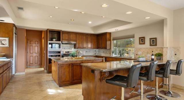 Photo of 10059 Boulder Knolls Dr, Escondido, CA 92026