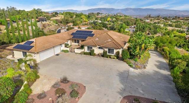 Photo of 10059 Boulder Knolls Dr, Escondido, CA 92026