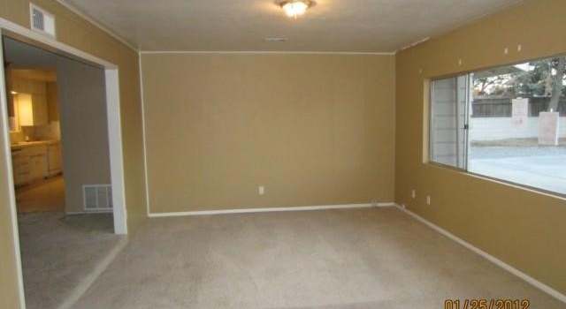 Photo of 10279 Maple Ave, Hesperia, CA 92345