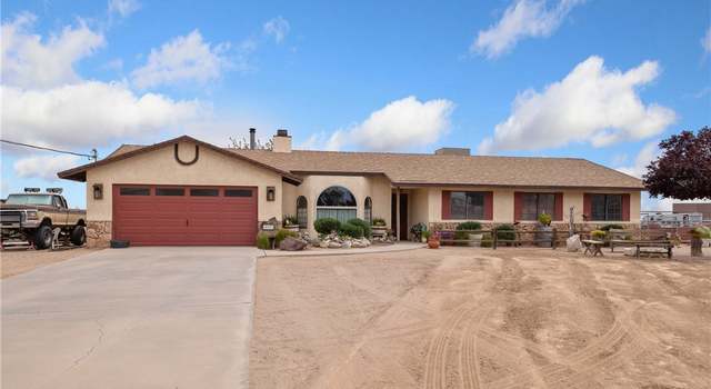 Photo of 10373 Columbine Rd, Oak Hills, CA 92371