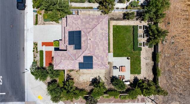 Photo of 691 Black Cherry St, San Jacinto, CA 92582