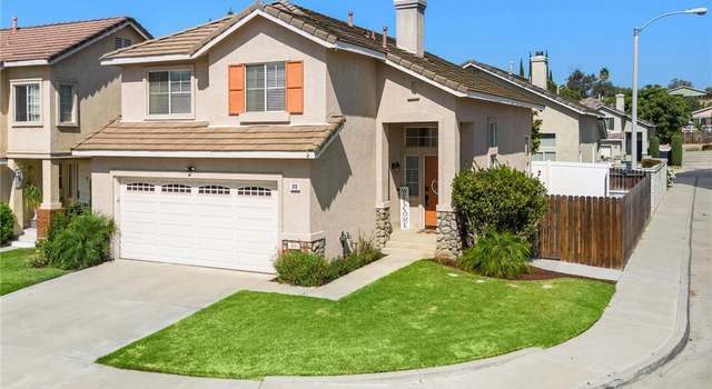 Photo of 870 Clover Ln, Corona, CA 92878