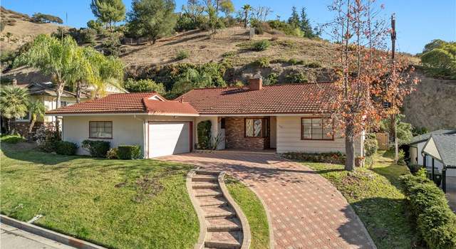 Photo of 1636 Larco Way, Glendale, CA 91202