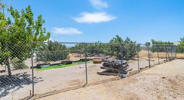 Photo of 10174 Aster Rd, Oak Hills, CA 92344