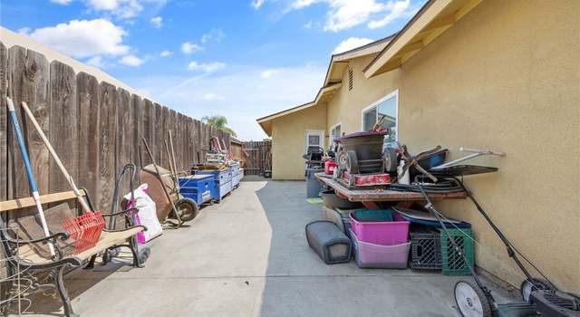 Photo of 1911 W Vine St, Visalia, CA 93277
