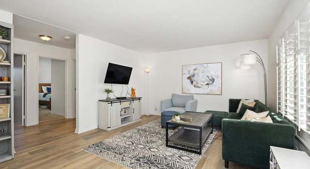 Photo of 13754 Mango Dr #302, Del Mar, CA 92014