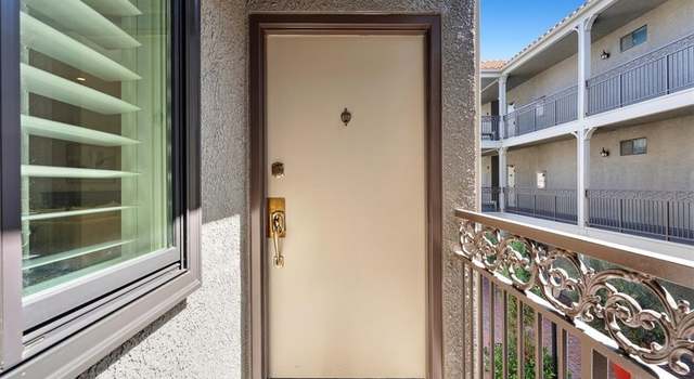 Photo of 14844 Dickens St #208, Sherman Oaks, CA 91403