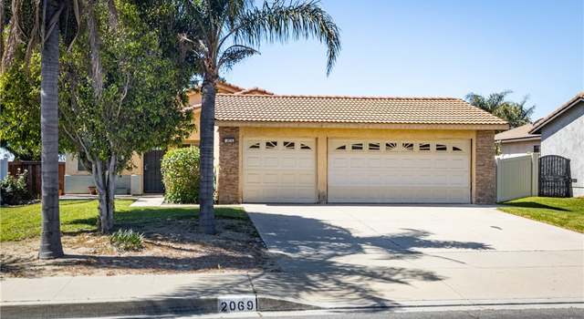 Photo of 2069 W Fairview Dr, Rialto, CA 92377