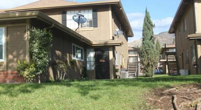Photo of 1057 W Calle De La Luna #4, Azusa, CA 91702