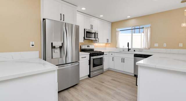 Photo of 2156 Krystal Pl, Escondido, CA 92026