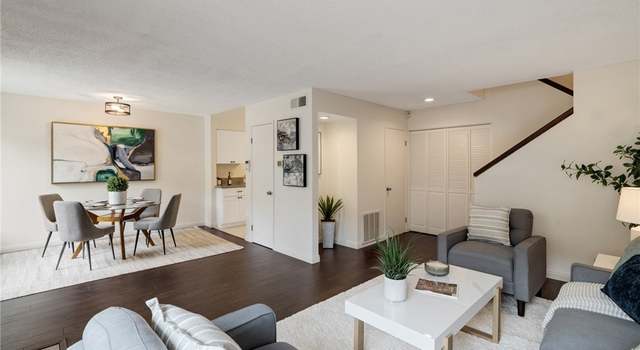 Photo of 849 E Victoria St #210, Carson, CA 90746