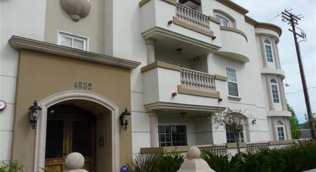 Photo of 4832 Whitsett Ave #101, Valley Village, CA 91607