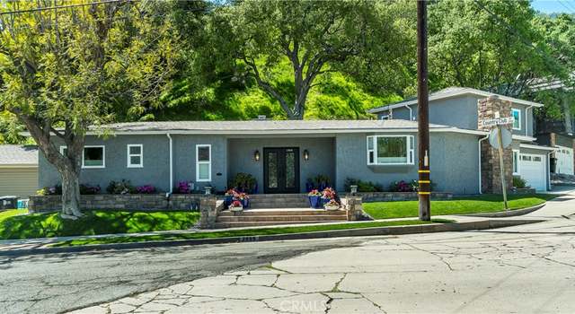 Photo of 2999 Country Club Dr, Glendale, CA 91208