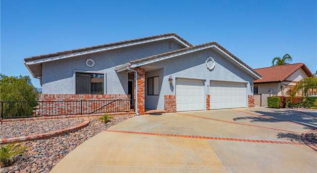 Photo of 23190 COMPASS Dr, Canyon Lake, CA 92587