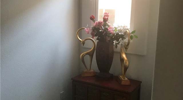 Photo of 5240 Premiere Hills Cir #212, Woodland Hills, CA 91364