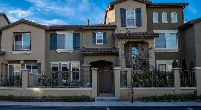Photo of 10410 Duxbury Ln #3, San Diego, CA 92127