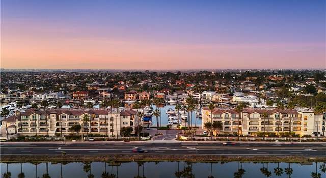 Photo of 4167 Warner Ave #305, Huntington Beach, CA 92649