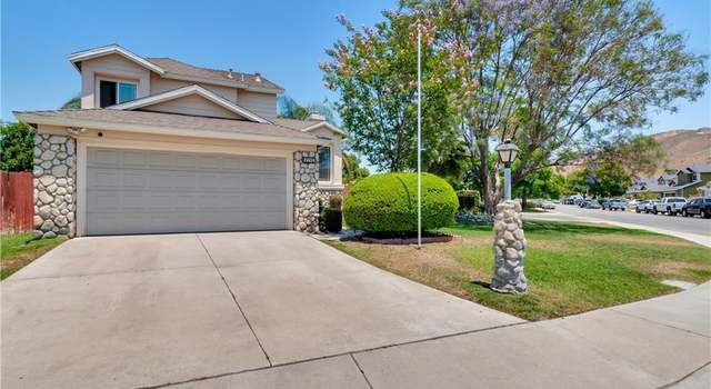 Photo of 14036 Weeping Willow Ln, Fontana, CA 92337