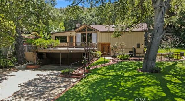 Photo of 8402 McGroarty St, Sunland, CA 91040