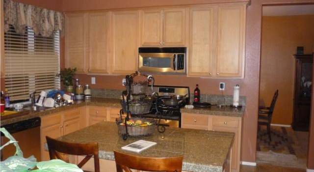 Photo of 15729 Cherry Leaf Ln, Fontana, CA 92336
