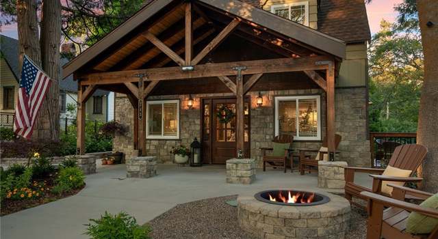 Photo of 243 Manzanita Dr, Lake Arrowhead, CA 92352
