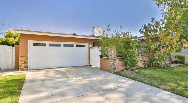 Photo of 16542 Rhone Ln, Huntington Beach, CA 92647
