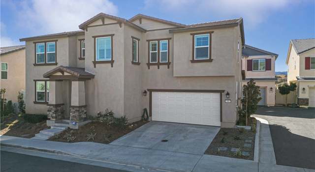 Photo of 946 Helena Rdg #55, Lake Elsinore, CA 92530